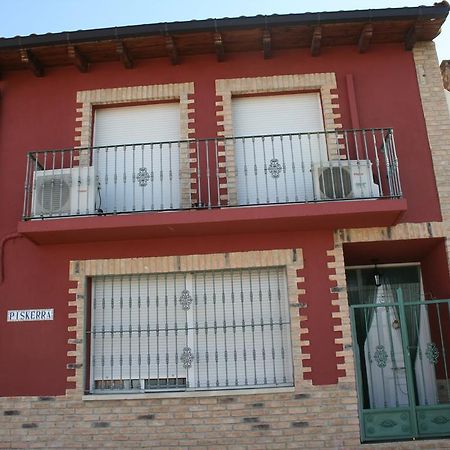 Vivienda Turistica Rural Piskerra Appartamento Carcastillo Camera foto